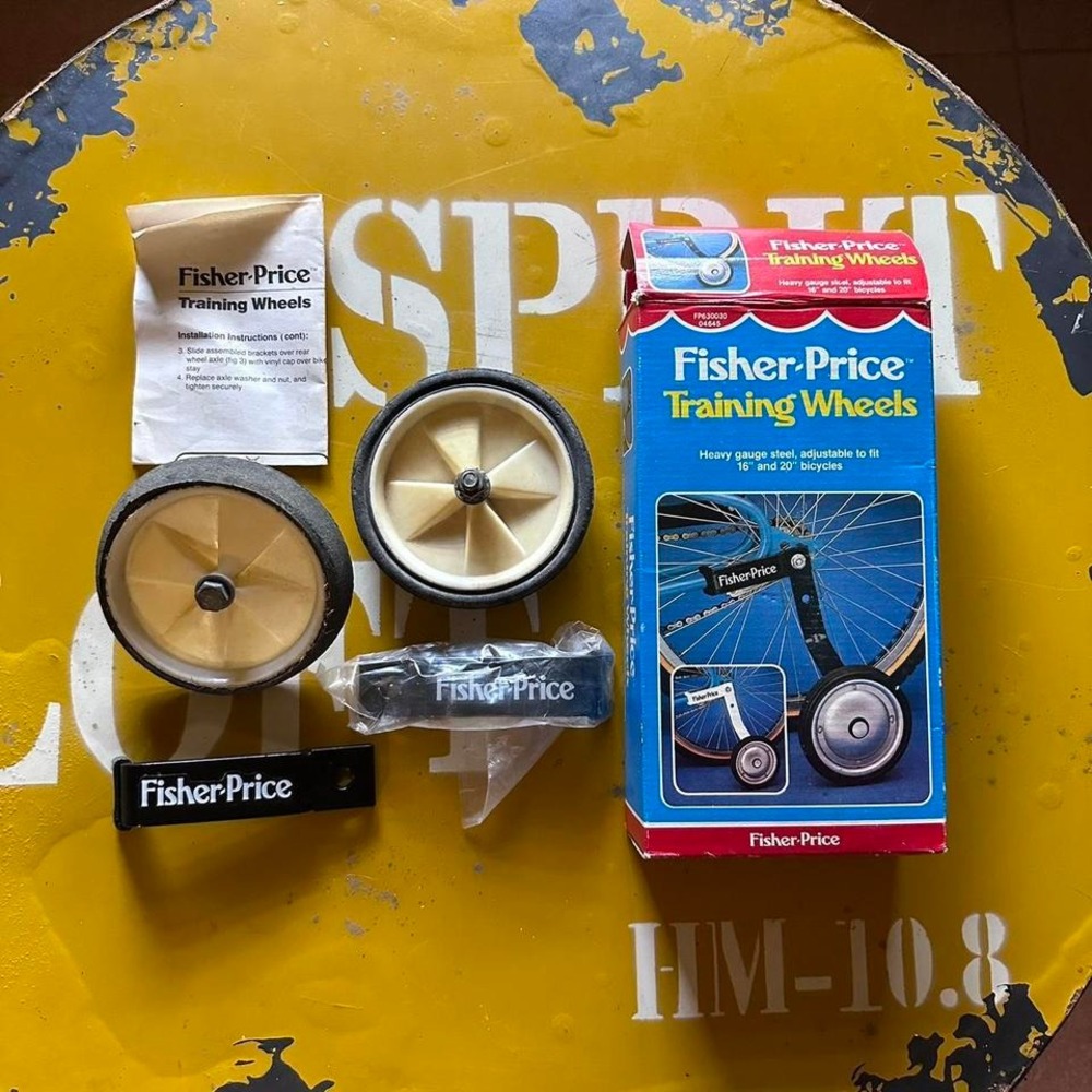 Vintage Fisher Price Training Wheels 1988 Bicycle Set‎ w Box Manual Accessories